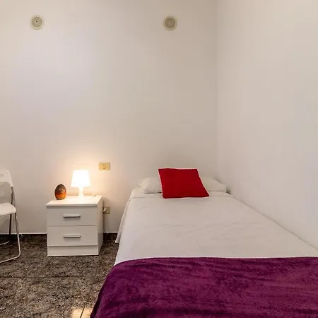 Flatguest Cicer - 3bdr + Balcony + Apartamento Las Palmas de Gran Canaria