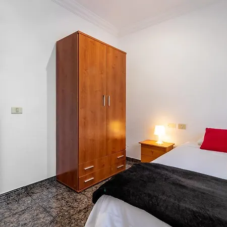 Flatguest Cicer - 3bdr + Balcony + Las Palmas de Gran Canaria